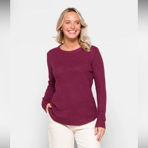 Pink Clover Super Soft Magenta Sweater. Size Small. Excellent Condition!